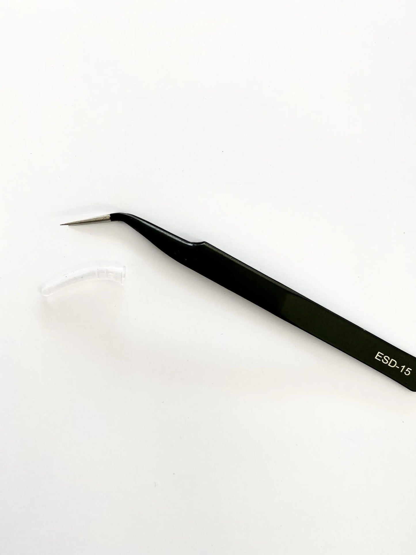 Fine tip tweezers