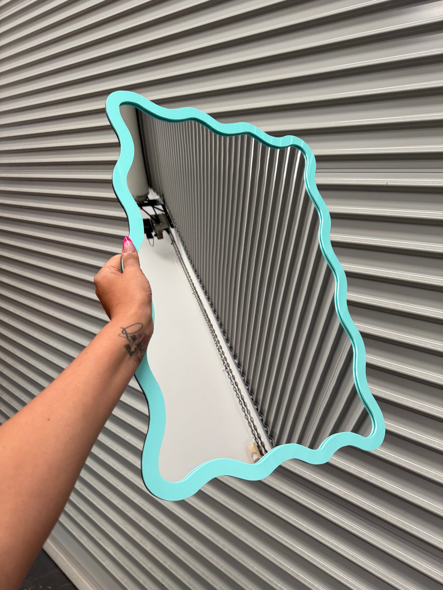 Wavy Mirror with Border