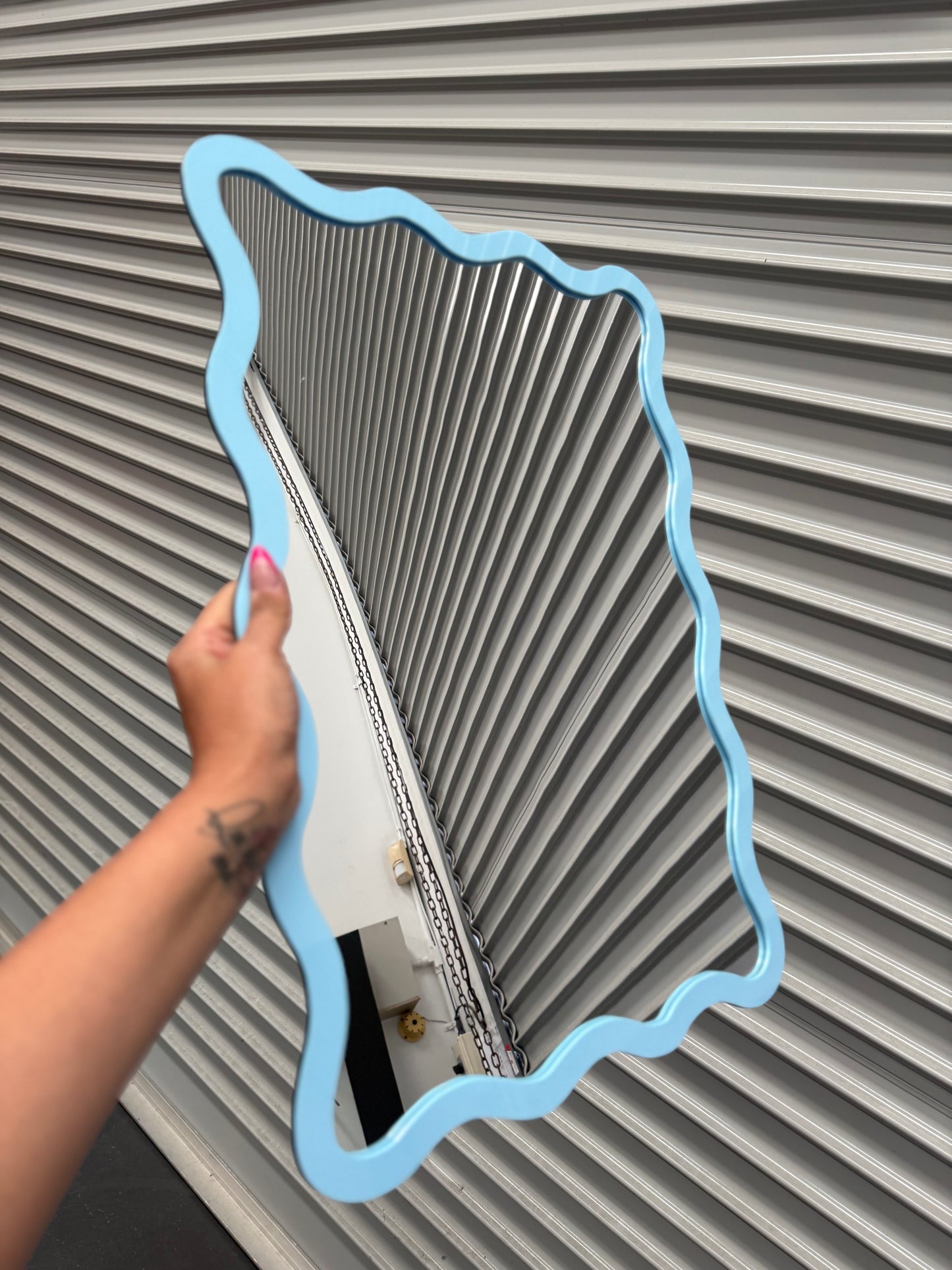 Wavy Mirror with Border